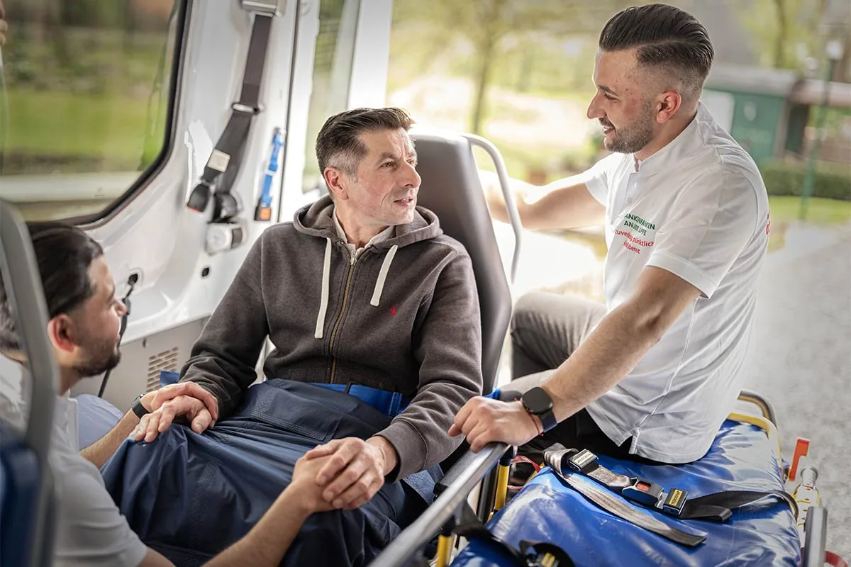 Komfortabler Patiententransport in Hamm mit erfahrenem Fahrdienst