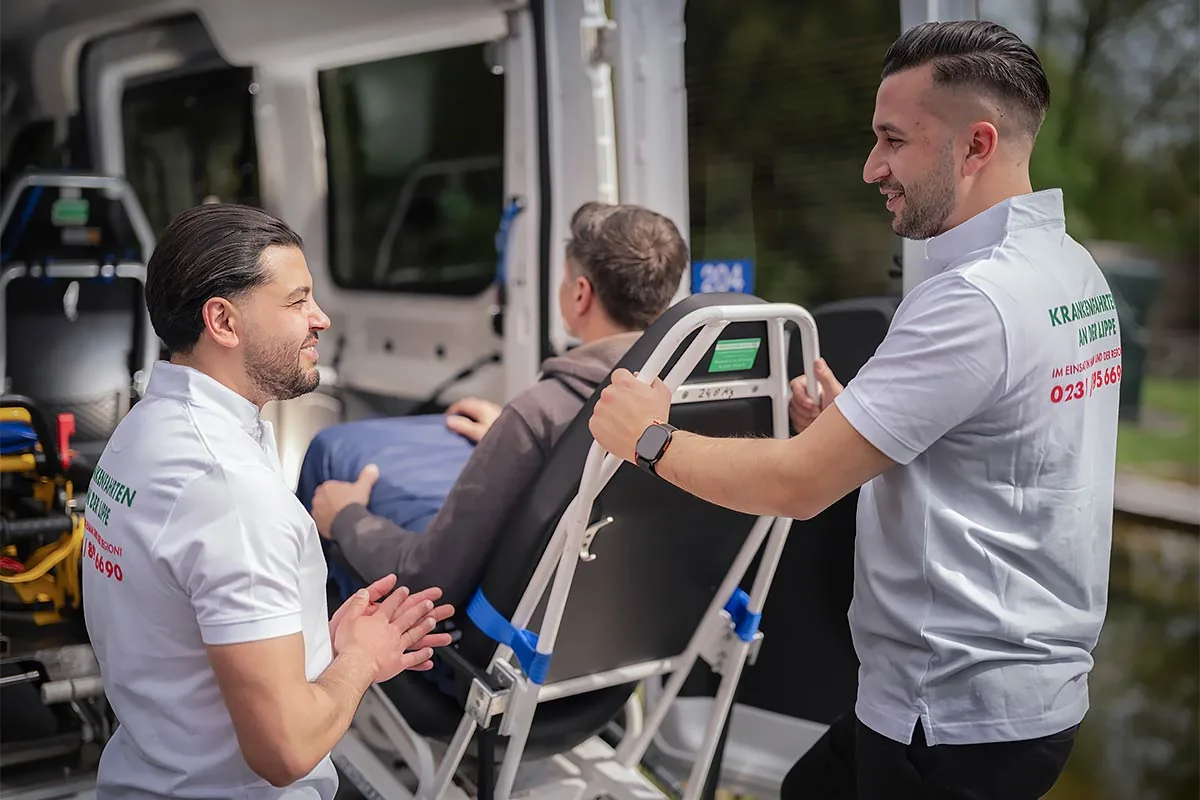 Professionelle Krankenbefoerderung mit Service in Hamm